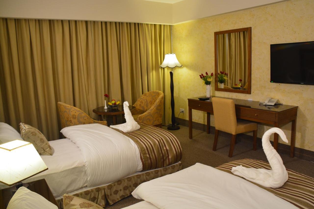 Hotel Saray 4*