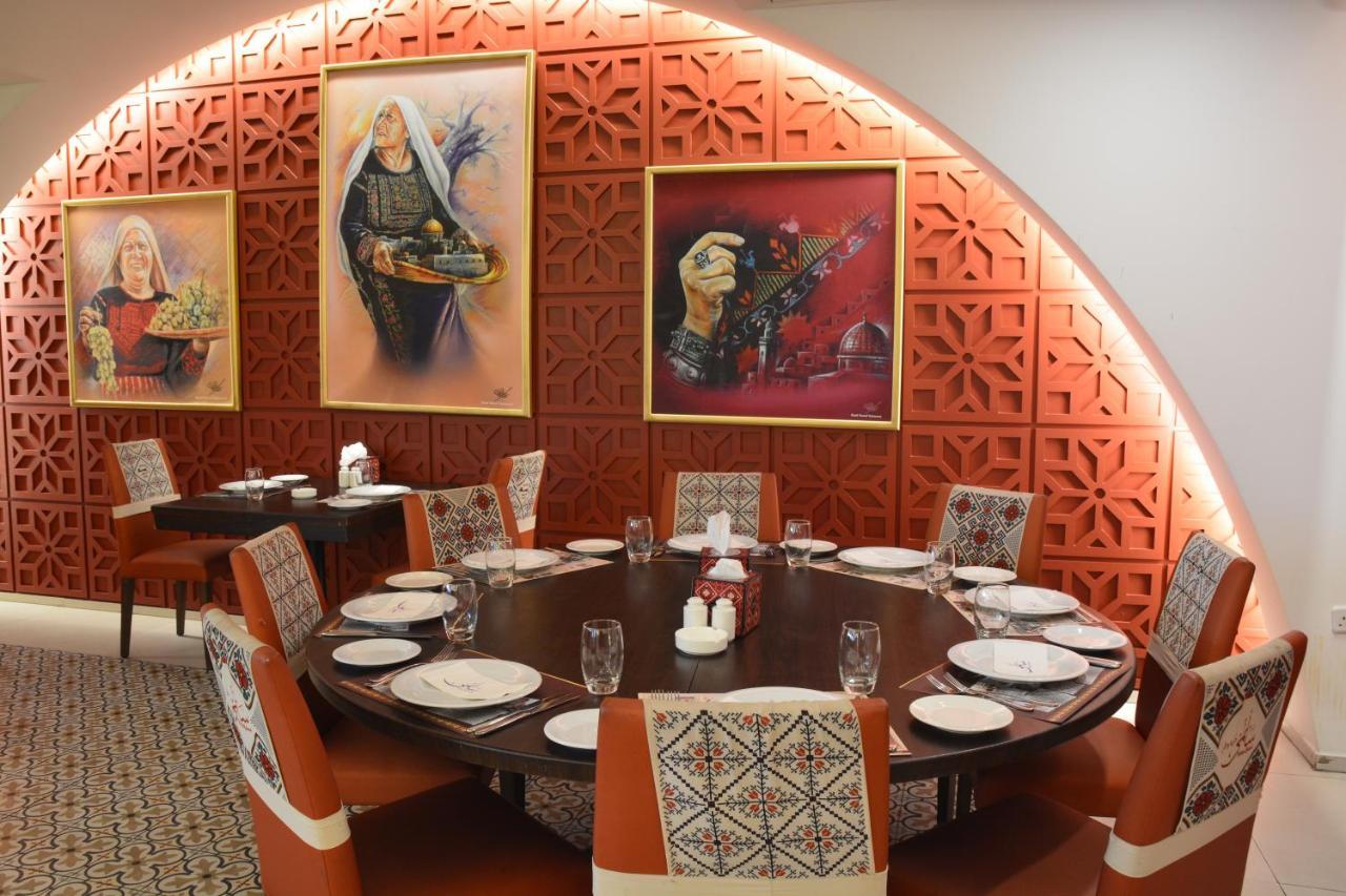 Hotel Saray
